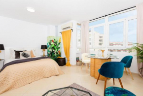 Palm Suite